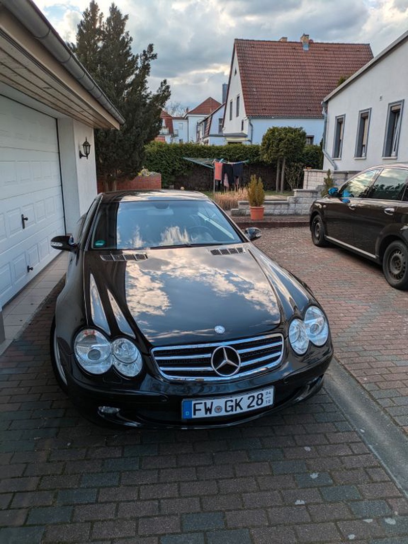 Mercedes-Benz SL-Class