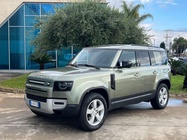 Land Rover Defender 2022