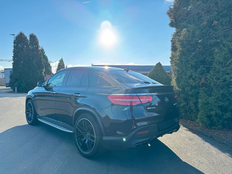 Mercedes-Benz GLE-Class