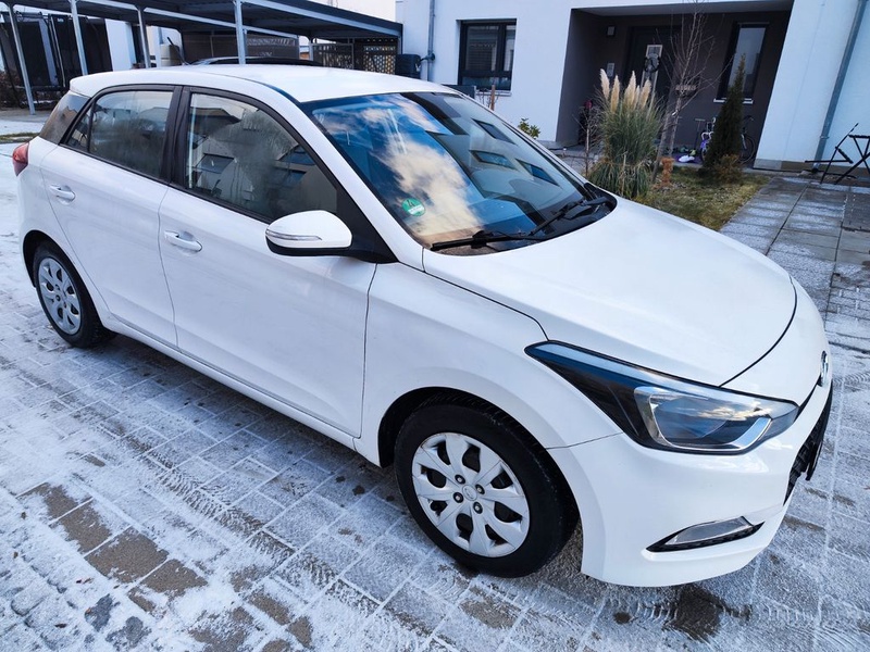 Hyundai i20