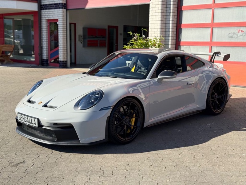 Porsche 992