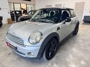 MINI Cooper 2011