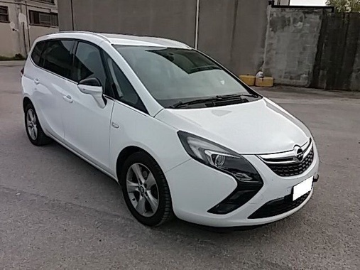 Opel Zafira 2012