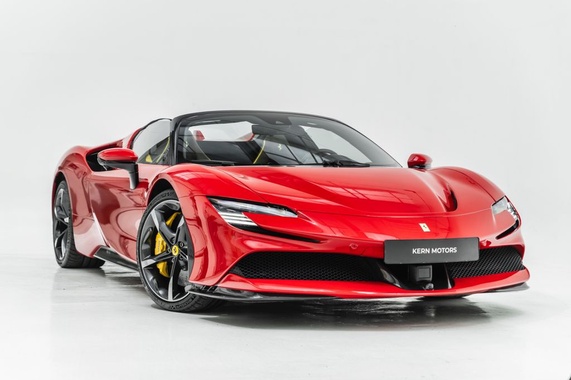 Ferrari SF90 2025