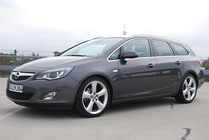 Opel Astra 2011