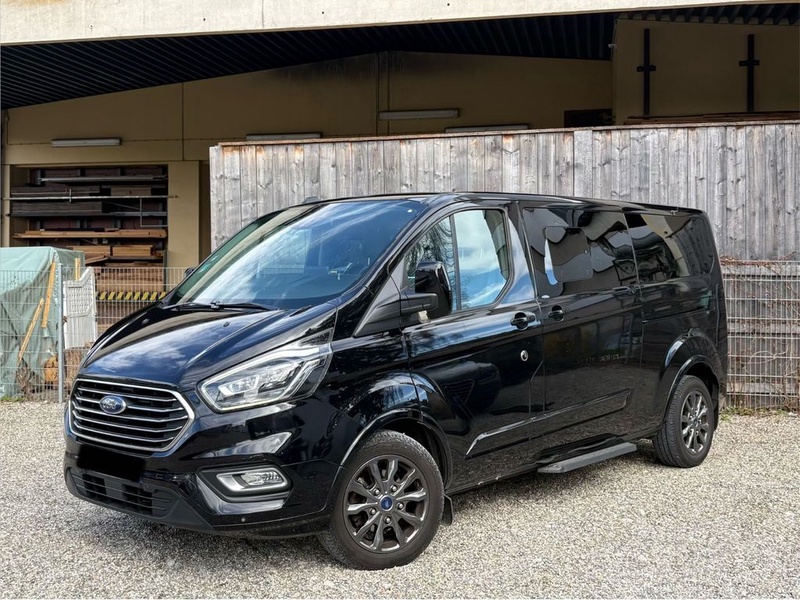 Ford Tourneo Custom
