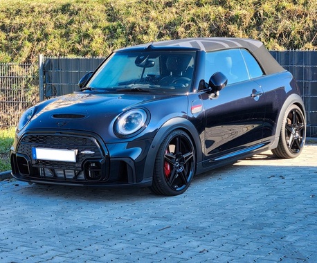 MINI Cabrio 2024