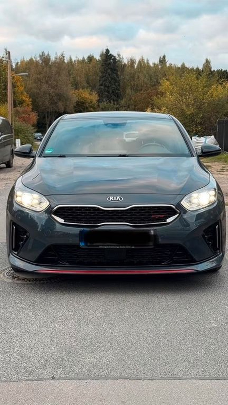 Kia pro cee'd / ProCeed
