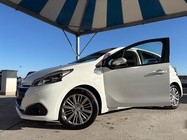 Peugeot 208 2016
