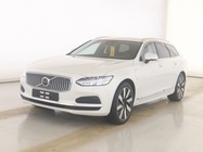 Volvo V90 2025