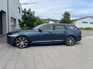 Volvo V90 2023