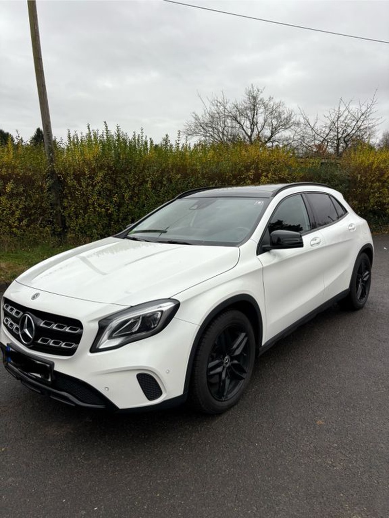 Mercedes-Benz GLA-Class