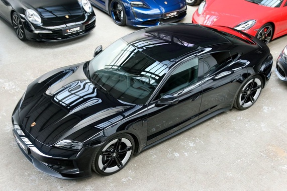 Porsche Taycan 2024