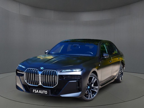 BMW i7 2023