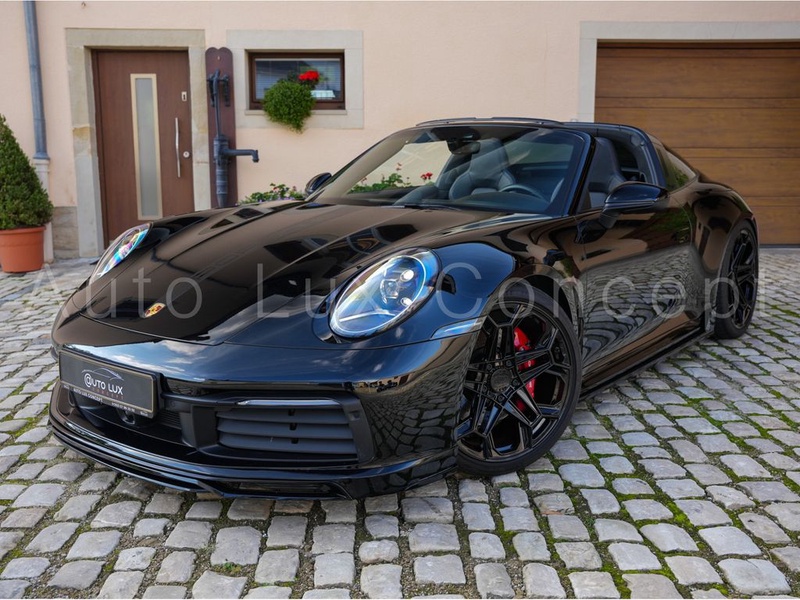 Porsche 992