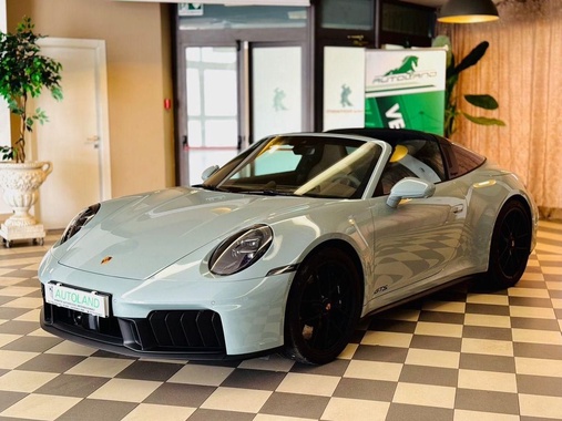 Porsche 911 2025