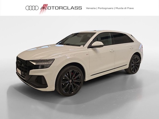 Audi Q8 2023