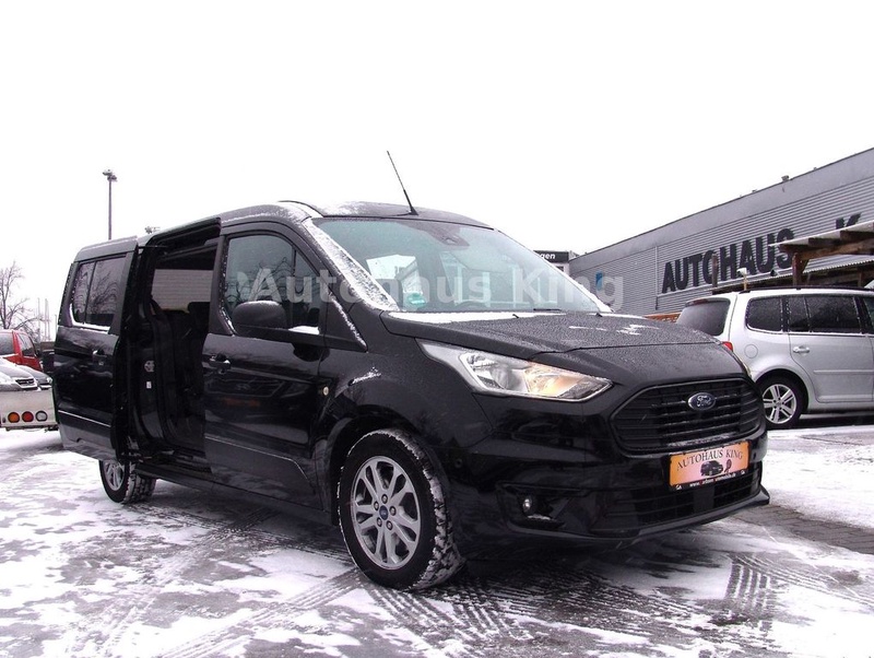 Ford Grand Tourneo