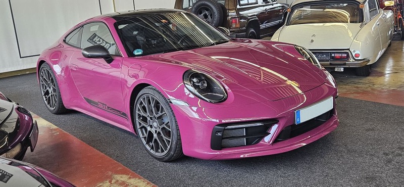 Porsche 992