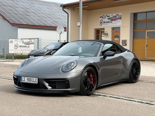 Porsche 992 2023