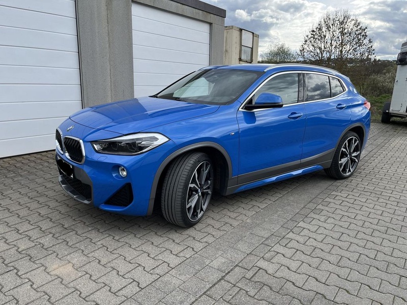 BMW X2