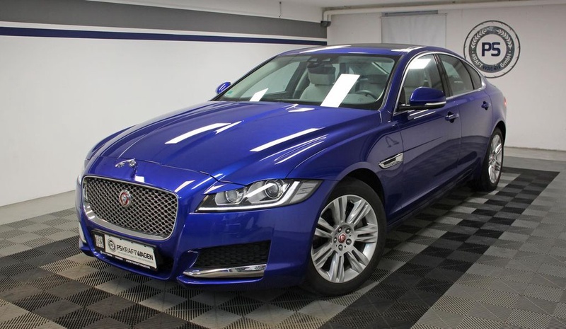 Jaguar XF