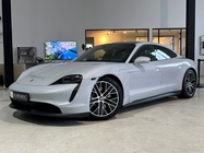 Porsche Taycan 2022