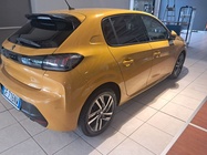 Peugeot 208 2021