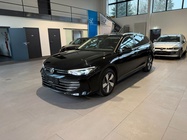 Volkswagen Passat 2025