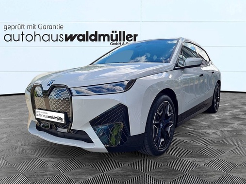 BMW iX 2023