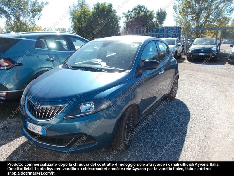 Lancia Ypsilon