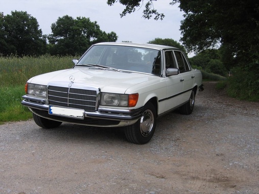 Mercedes-Benz 350 1977