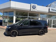 Volkswagen T7 2023