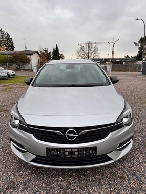 Opel Astra 2021