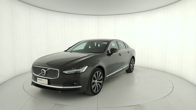 Volvo S90 2025