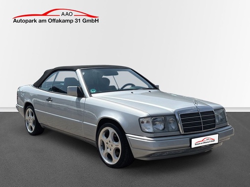 Mercedes-Benz 300 1993