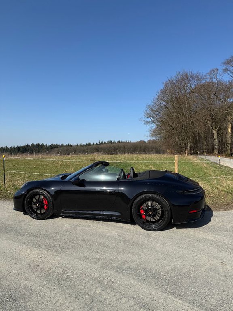 Porsche 992