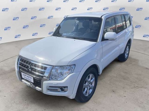 Mitsubishi Pajero 2016