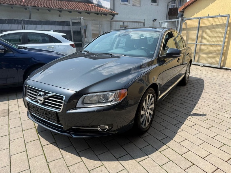 Volvo S80