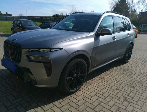 BMW X7 2024