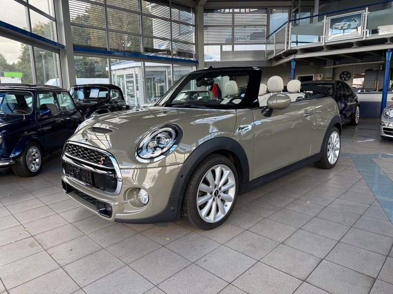 MINI Cabrio