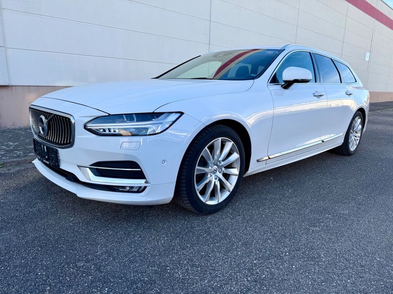 Volvo V90