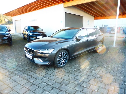 Volvo V60 2025