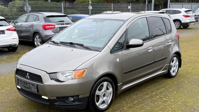 Mitsubishi Colt 2012