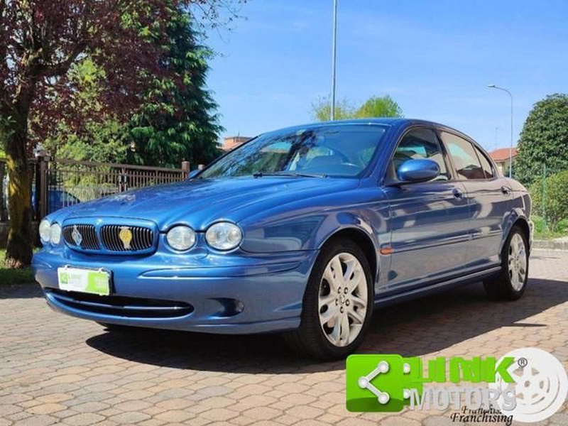 Jaguar X-TYPE