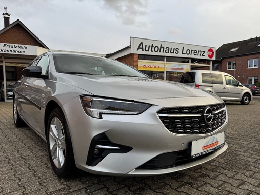 Opel Insignia 2022