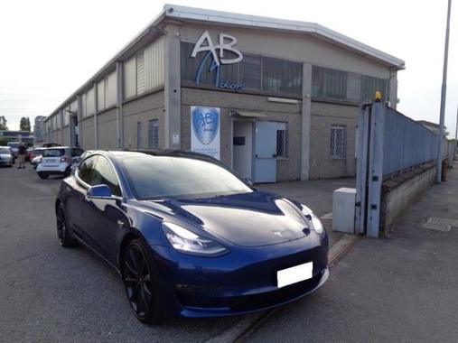 Tesla Model 3 2020
