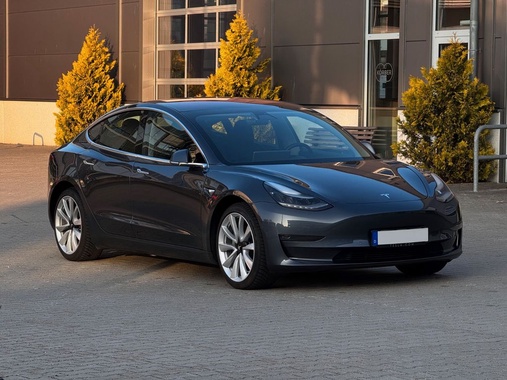 Tesla Model 3 2019