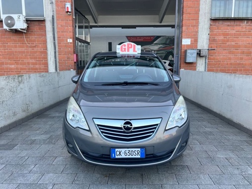 Opel Meriva 2010