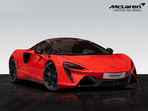 McLaren Artura 2024
